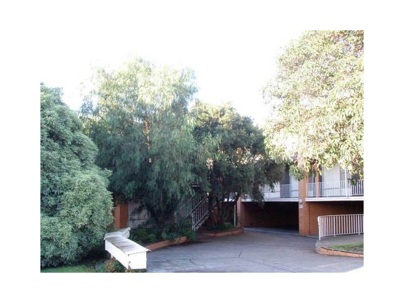 8/45 Barrabool Road, Highton VIC 3216
