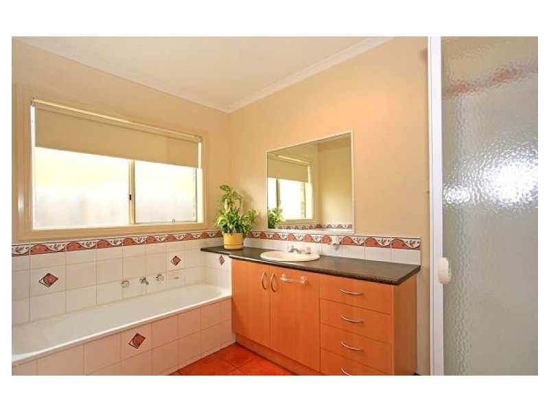 2a Marlborough Street, Herne Hill VIC 3218