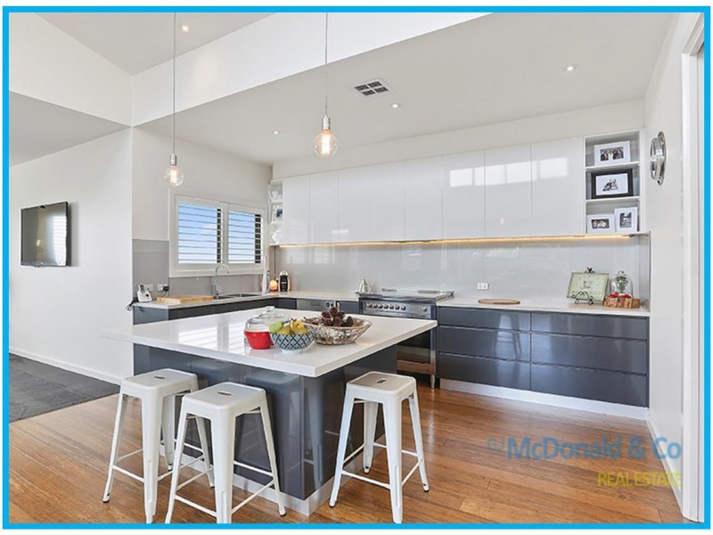 31 Montpellier Drive, Highton VIC 3216