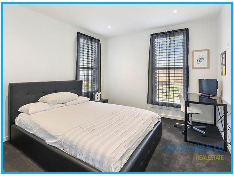 31 Montpellier Drive, Highton VIC 3216