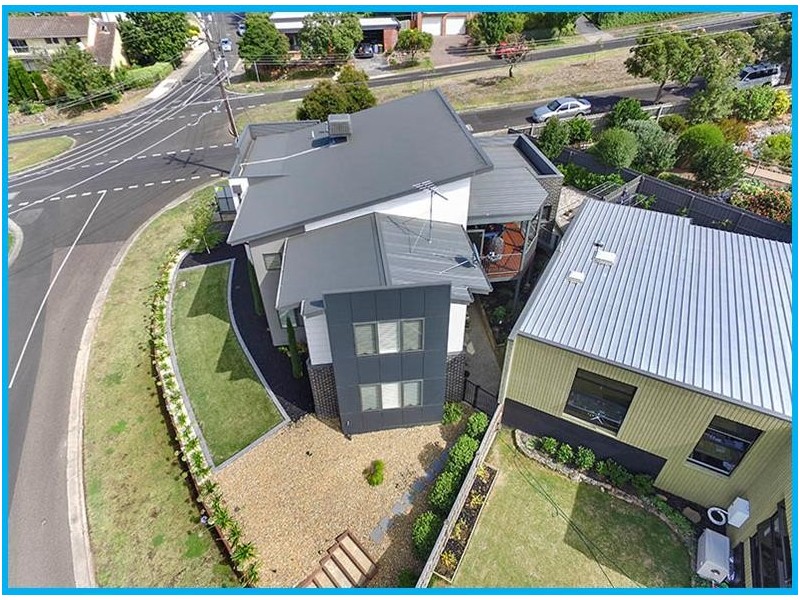 31 Montpellier Drive, Highton VIC 3216