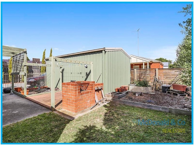 1/166 Coppards Road, Whittington VIC 3219