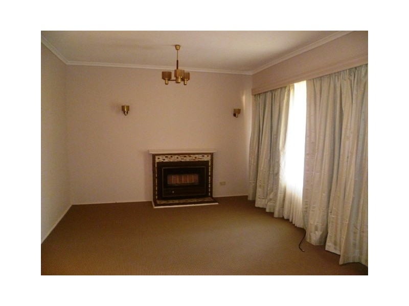 28 Canadian Parade, Corio VIC 3214