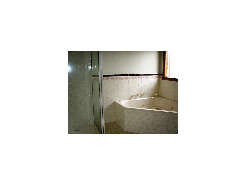 2a Richmond Street, East Geelong VIC 3219