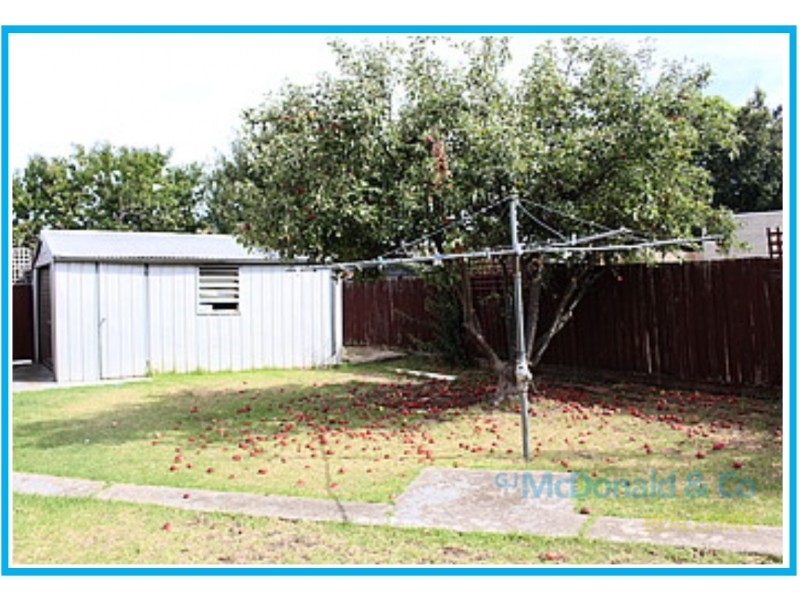 13 Lowrey Court, Corio VIC 3214