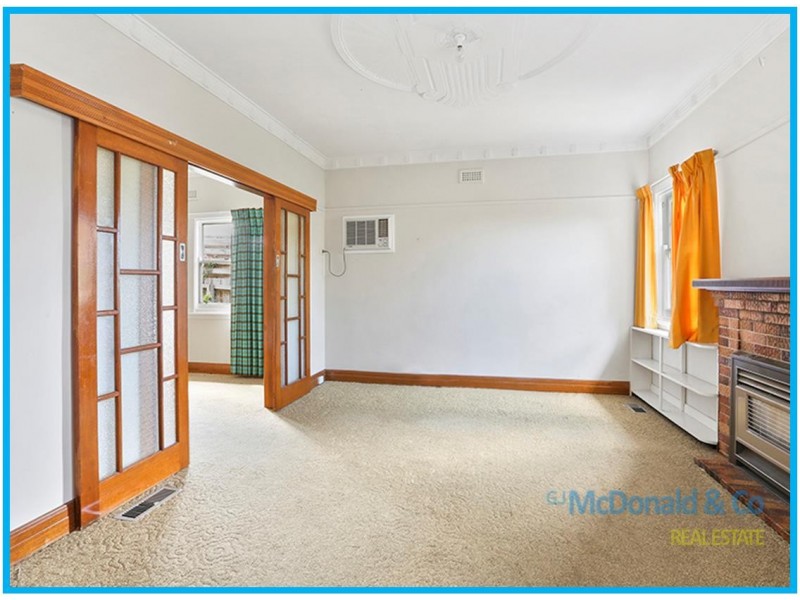 12 Camden Road, Newtown VIC 3220