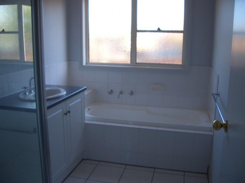 3/23 Learmouth Street, Belmont VIC 3216