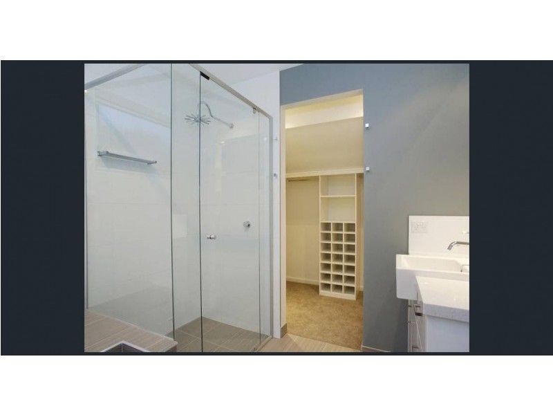 64 Austin Street, Newtown VIC 3220