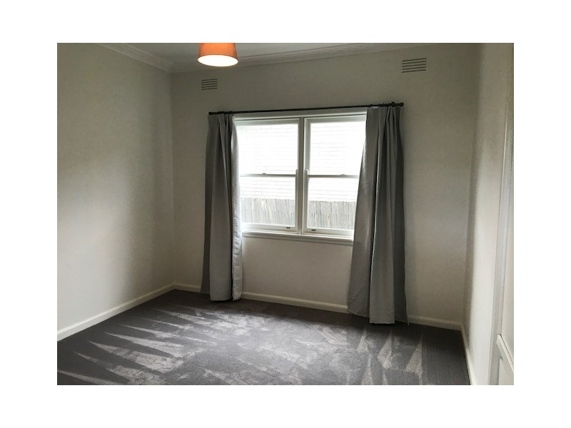 33 Itkeston Street, Herne Hill VIC 3218