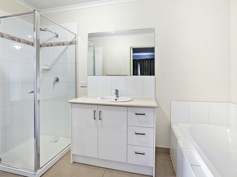 11 Farmland Lane, Leopold VIC 3224