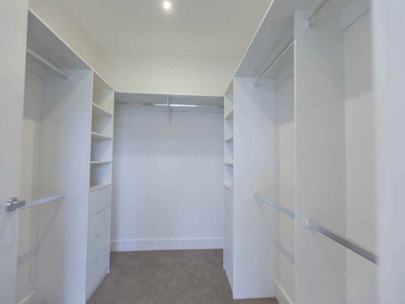 9 McCabe Doyle Court, North Geelong VIC 3215