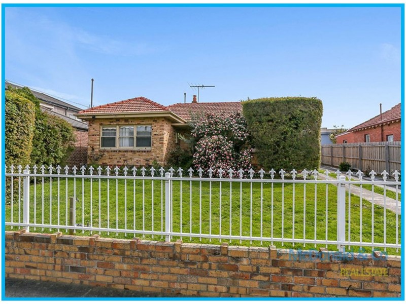 22 Malvern Grove, Manifold Heights VIC 3218