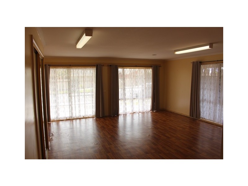 2 Glastonbury Drive, Highton VIC 3216