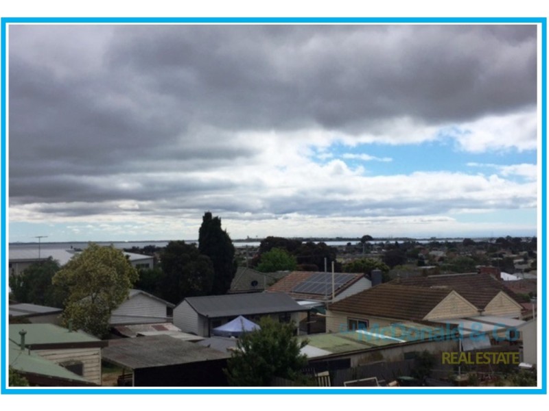 5/3 East Court, Newcomb VIC 3219