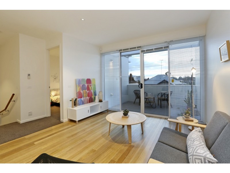 7a Collins Street, Geelong West VIC 3218