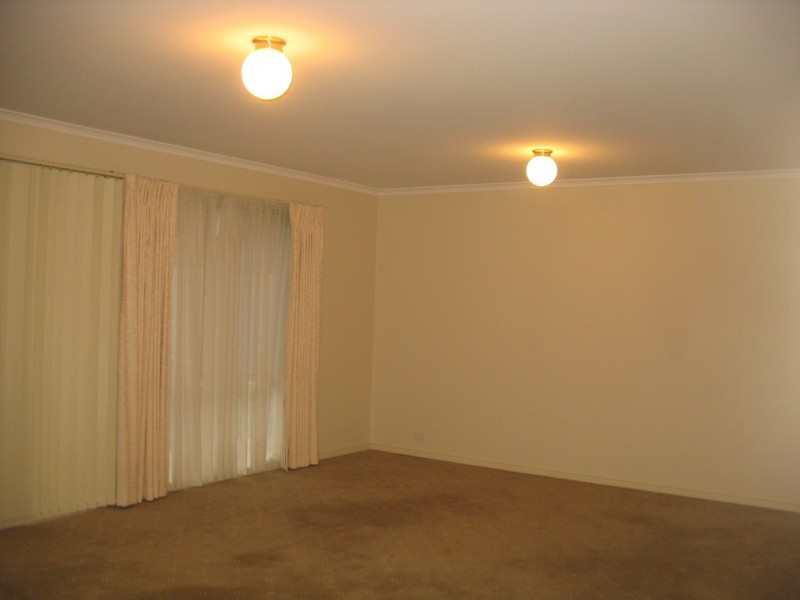 9 Wattle Court, Grovedale VIC 3216