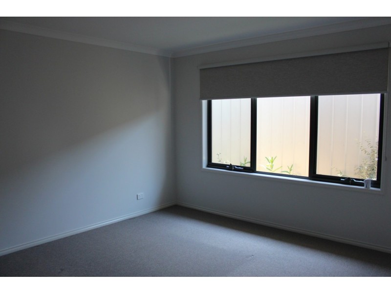 22B Carr Street, Belmont VIC 3216