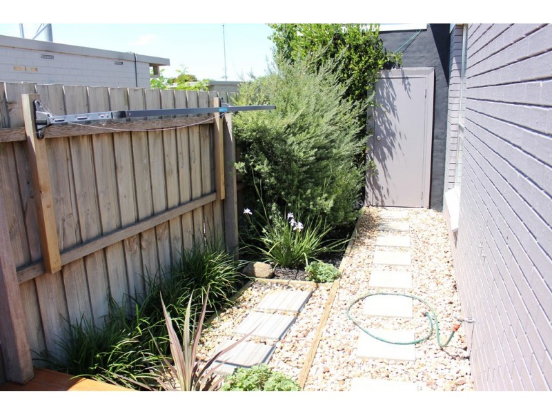 3/112 Isabella Street, Geelong West VIC 3218