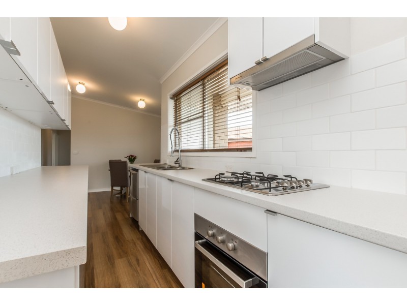 38 Carmarthen Drive, Corio VIC 3214