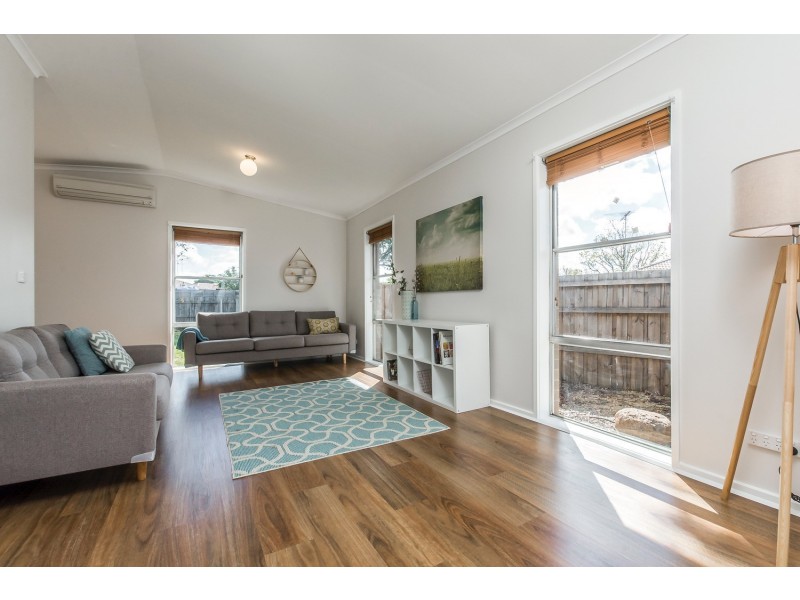 38 Carmarthen Drive, Corio VIC 3214