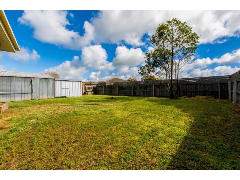 38 Carmarthen Drive, Corio VIC 3214