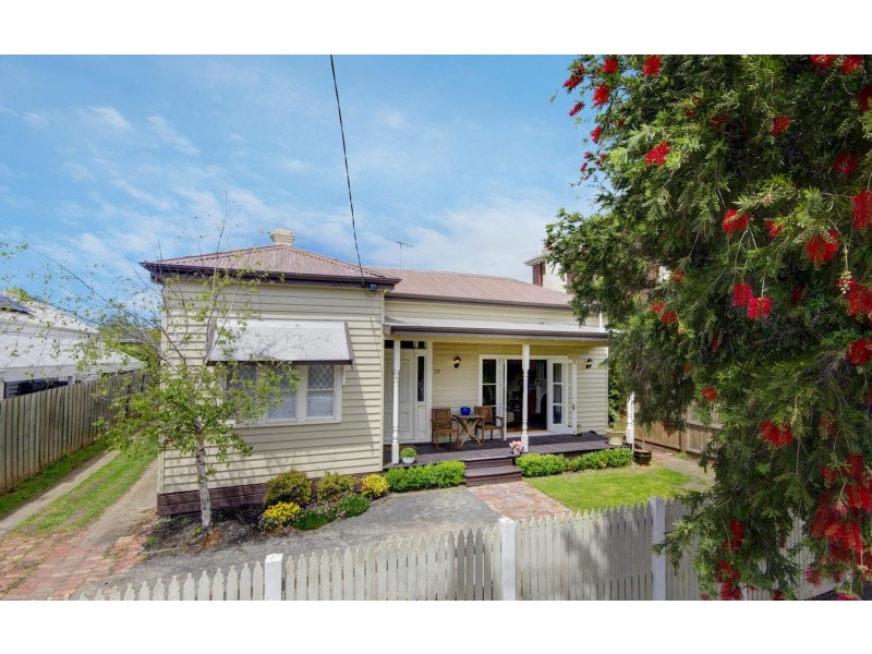 29 Roebuck Street, Newtown VIC 3220