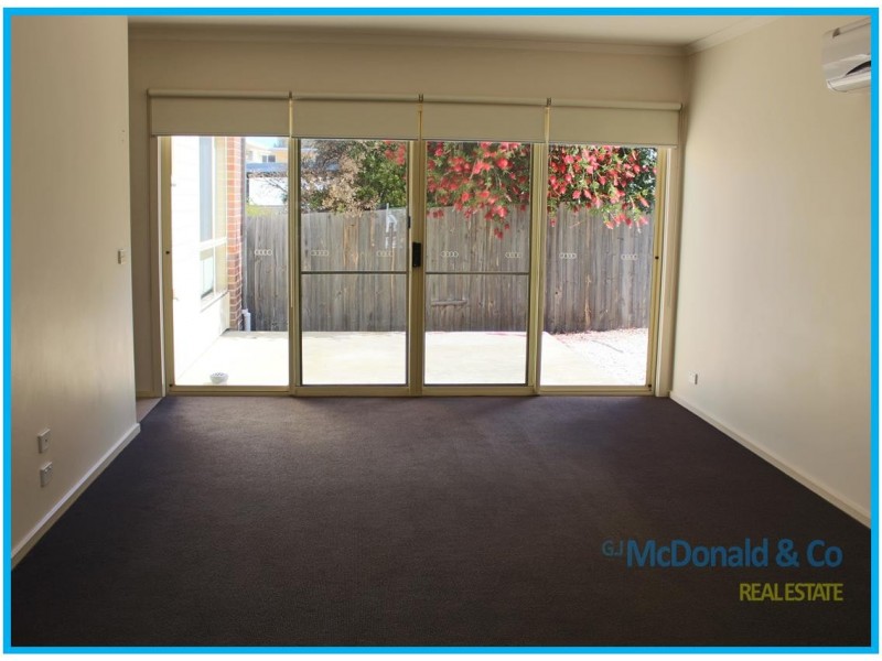 8/22 Walter Street, East Geelong VIC 3219