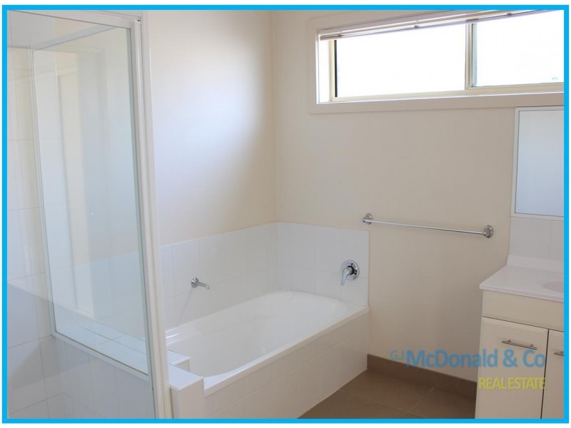 8/22 Walter Street, East Geelong VIC 3219