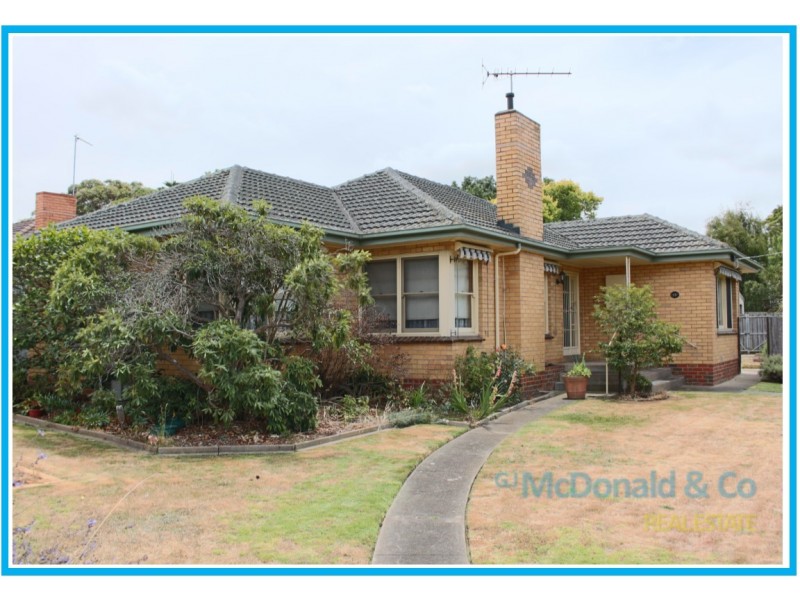 12 Cuthbert Avenue, Highton VIC 3216