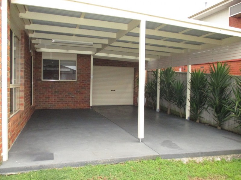 8 Aintree Road, Bell Post Hill VIC 3215