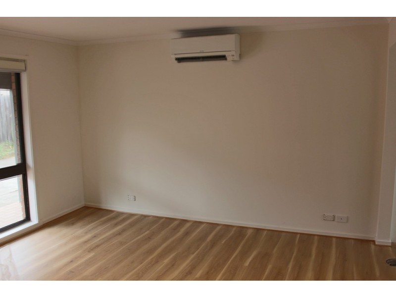 2/27 Candover Street, Geelong West VIC 3218