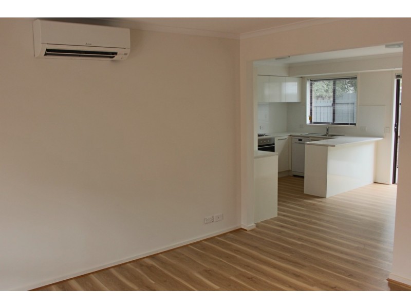 2/27 Candover Street, Geelong West VIC 3218