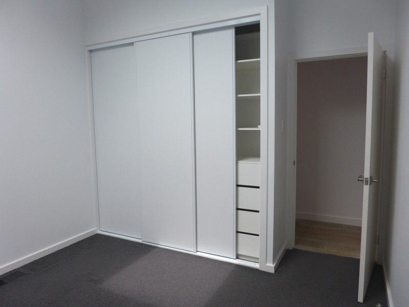 2/21 Stinton Avenue, Newtown VIC 3220