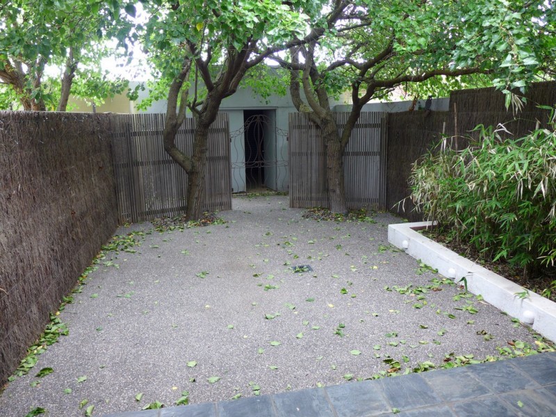 2/21 Stinton Avenue, Newtown VIC 3220