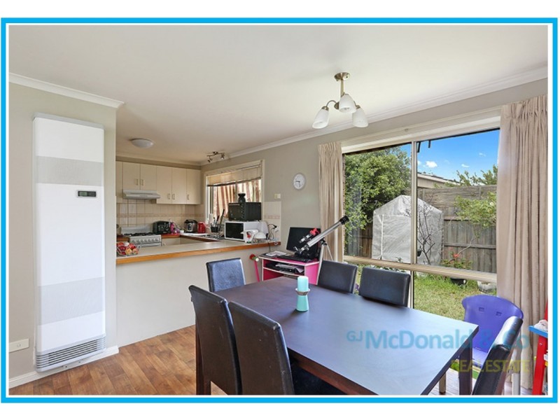 2/5 Waratah Place, Grovedale VIC 3216