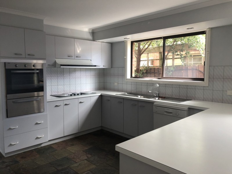 38 Kensington Road, Leopold VIC 3224