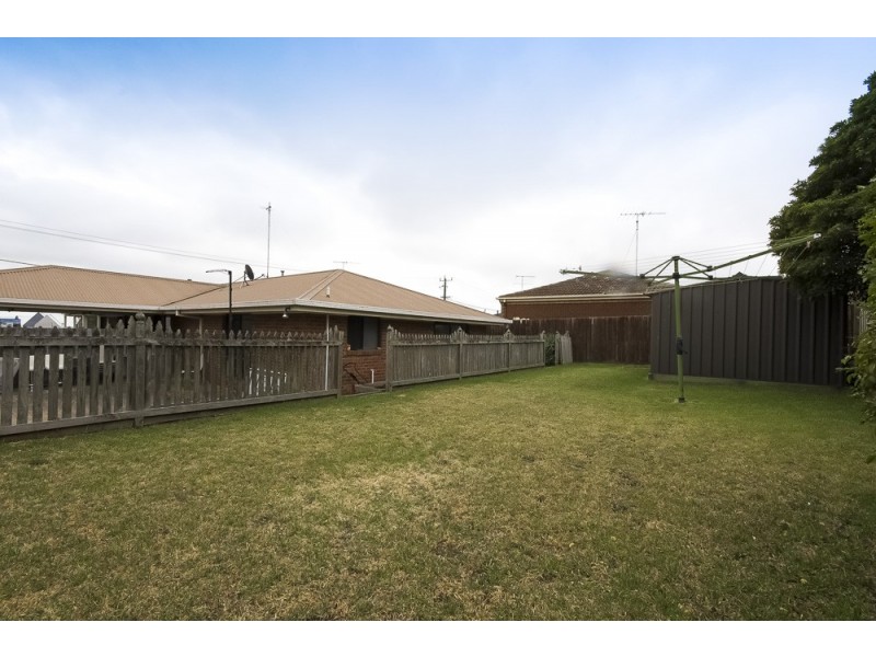 38 Kensington Road, Leopold VIC 3224