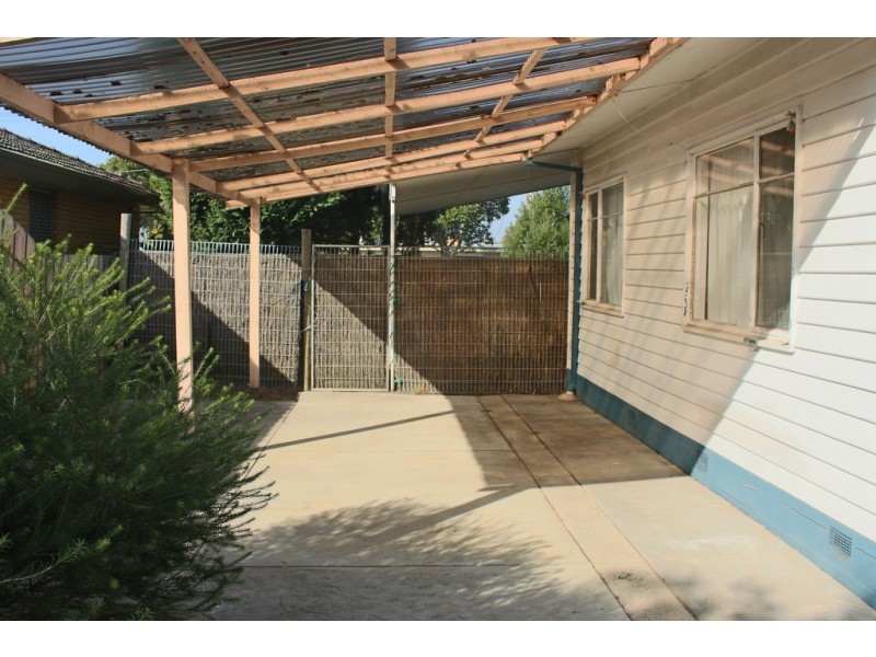 6 Johnston Street, Newcomb VIC 3219