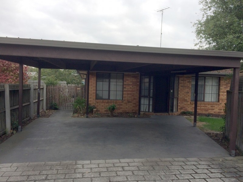 2/8 Poplar Street, Newcomb VIC 3219