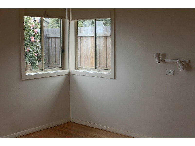 4 May Street, Hamlyn Heights VIC 3215