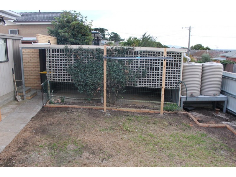 4 May Street, Hamlyn Heights VIC 3215