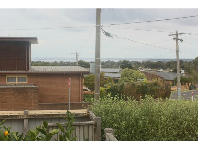 4 May Street, Hamlyn Heights VIC 3215