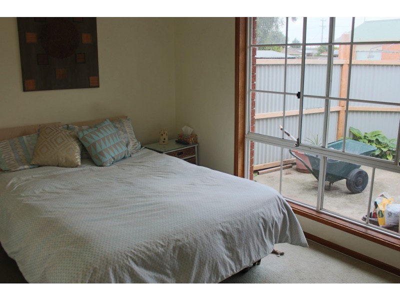 1/47 Thompson Street, Whittington VIC 3219