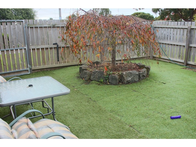 1/47 Thompson Street, Whittington VIC 3219