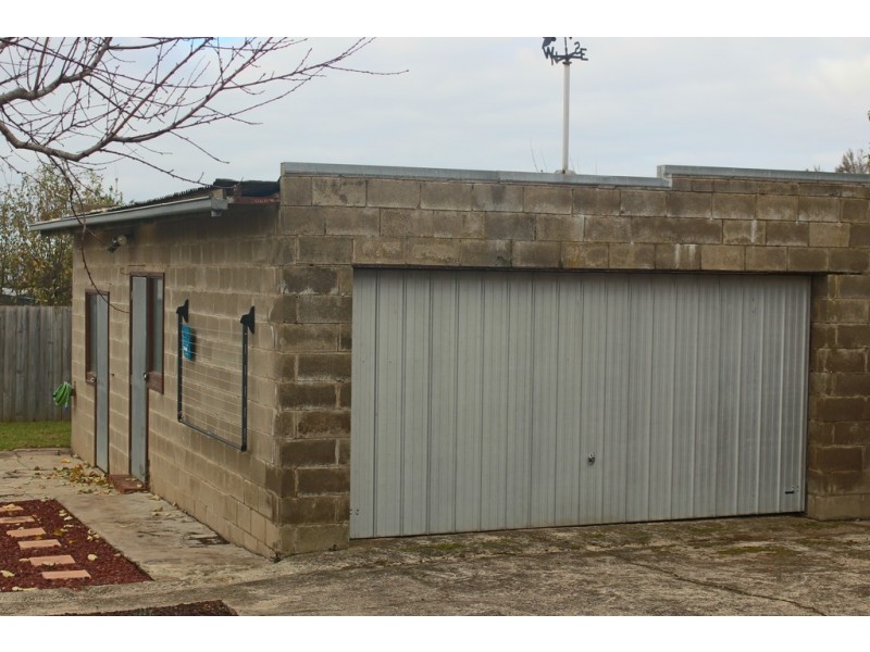 23 Sheridan Street, Hamlyn Heights VIC 3215