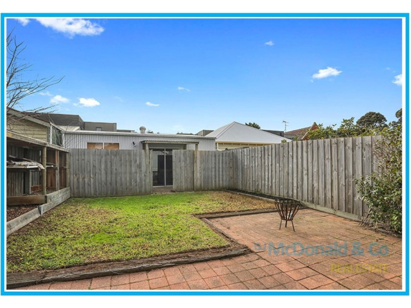 15 Victoria Street, Rippleside VIC 3215