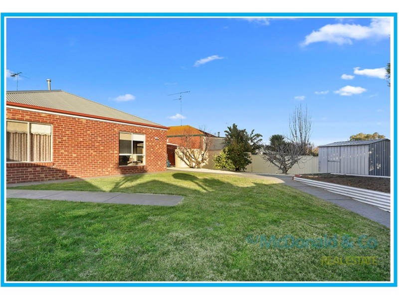 9 Sherman Court, Lovely Banks VIC 3221