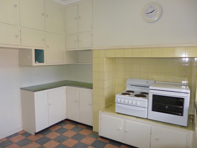 25 Vines Road, Hamlyn Heights VIC 3215