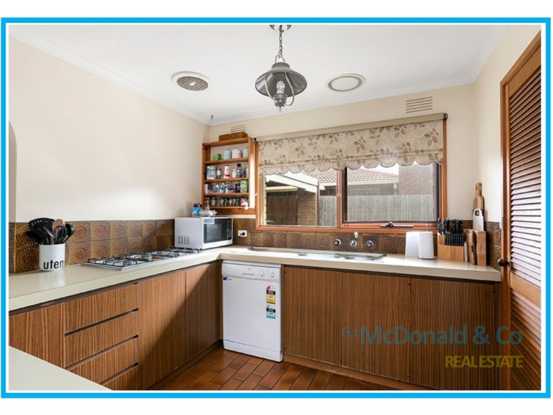 14 Wilks Street, Hamlyn Heights VIC 3215