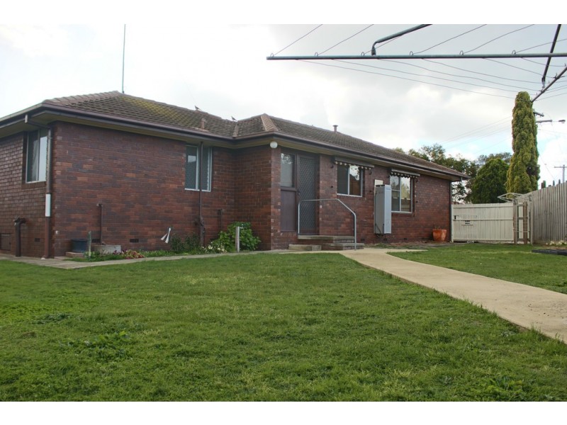 39 Melva Crescent, Whittington VIC 3219